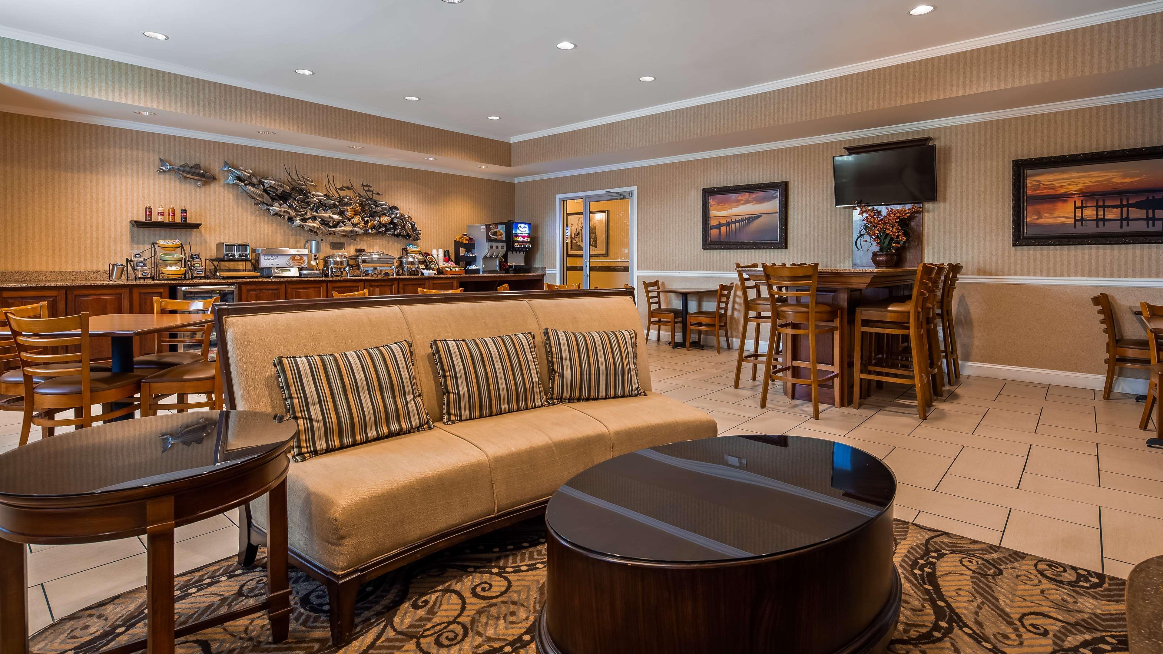 Best Western Plus Easton Inn & Suites Eksteriør billede