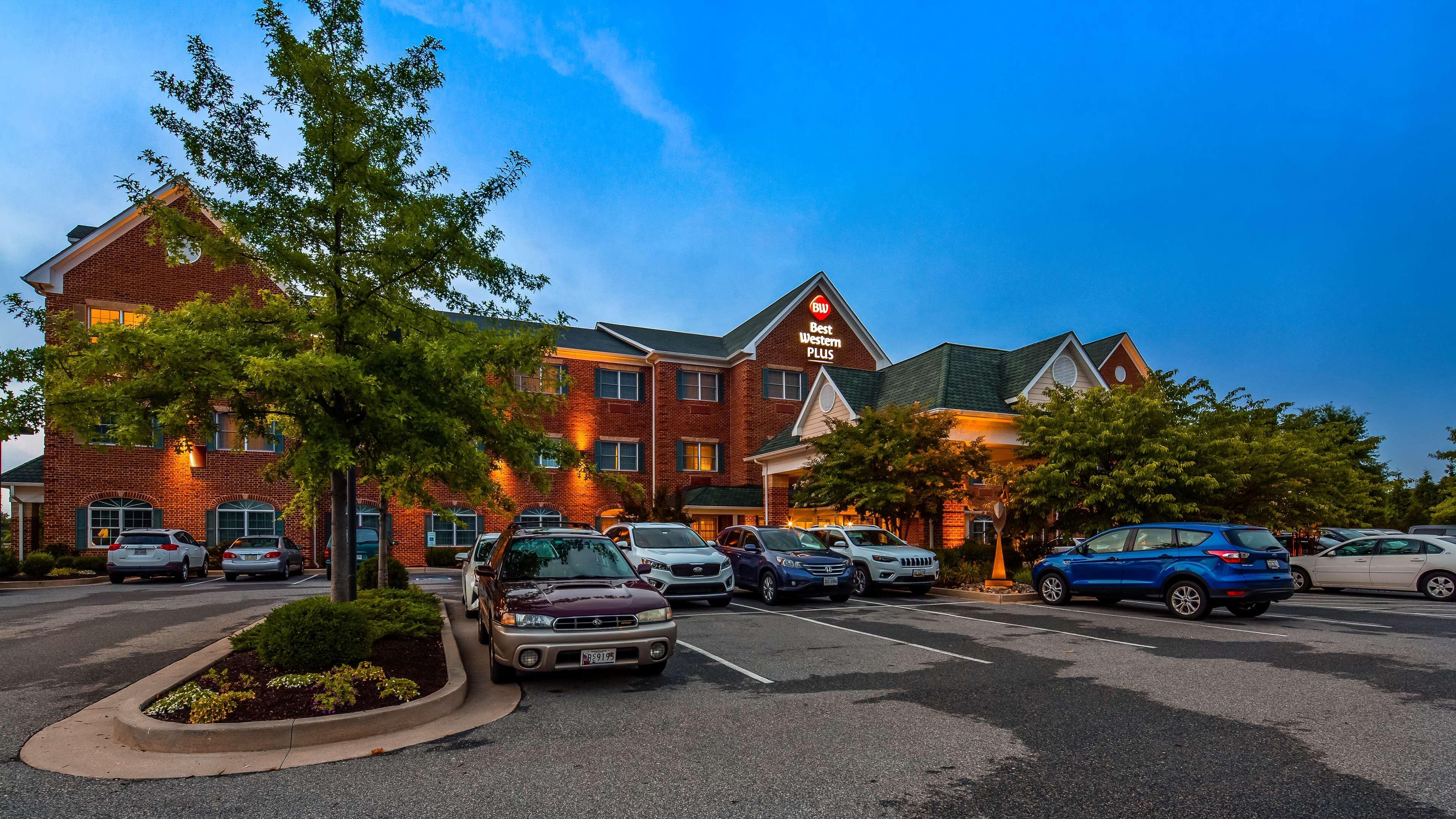 Best Western Plus Easton Inn & Suites Eksteriør billede